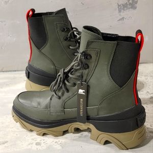 Sorel Boots size 9